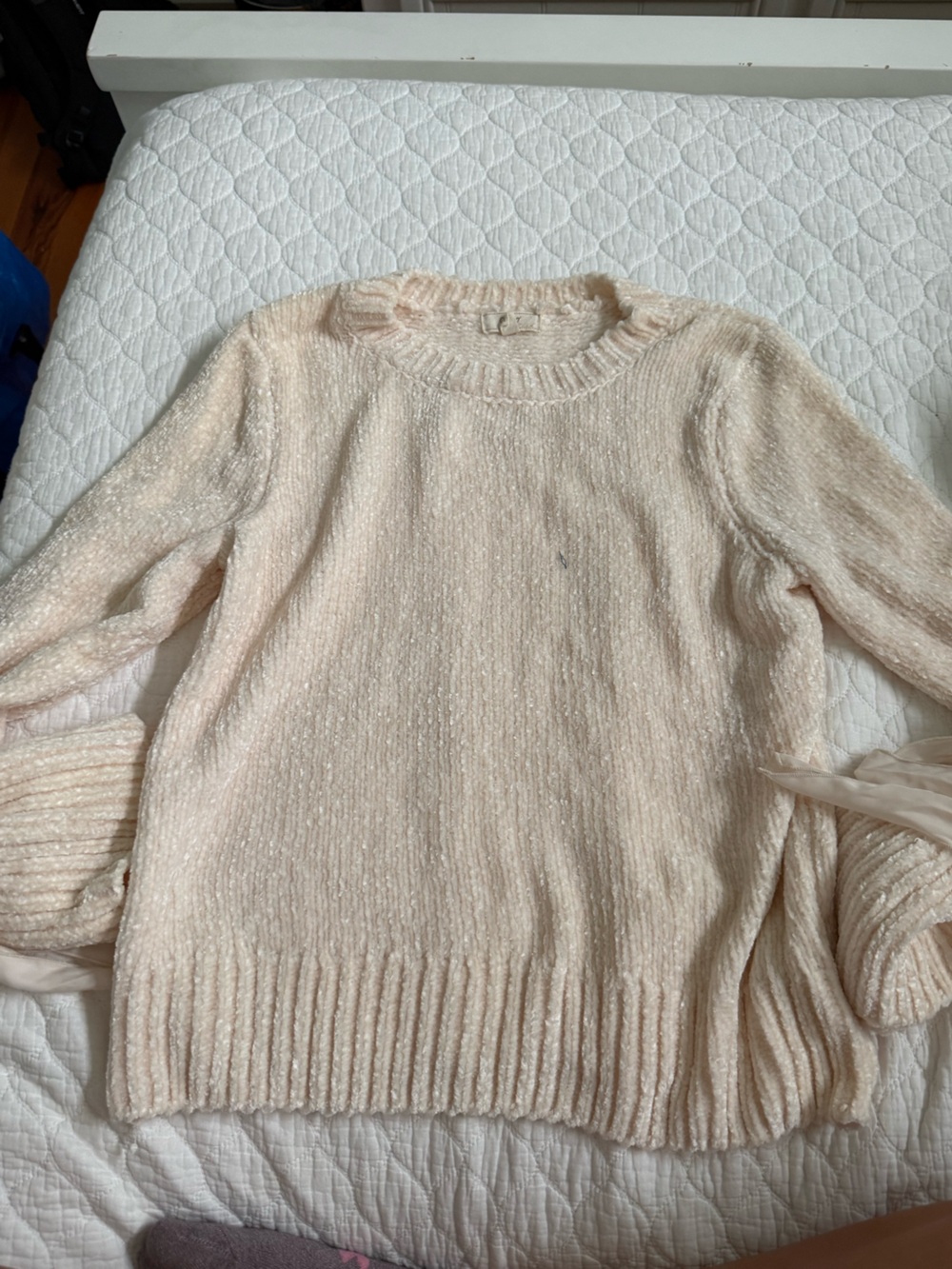 Cupio Cream Crewneck Knit Sweater